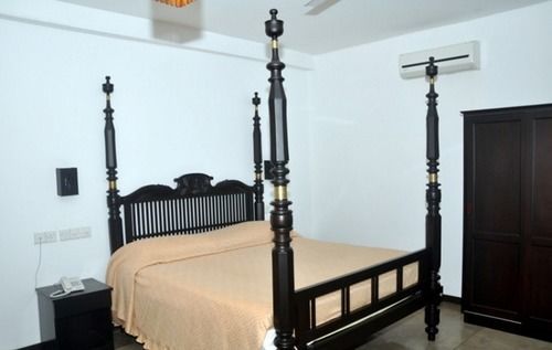 Scandinavia Hotel Хіккадува Екстер'єр фото
